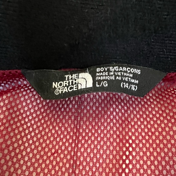 The North Face Resolve waterproof rain jacket - Picture 7 of 8